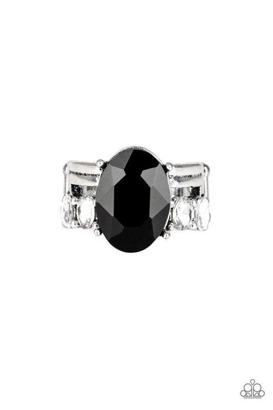 Anillo Paparazzi ~ Brilla como un diamante - Negro