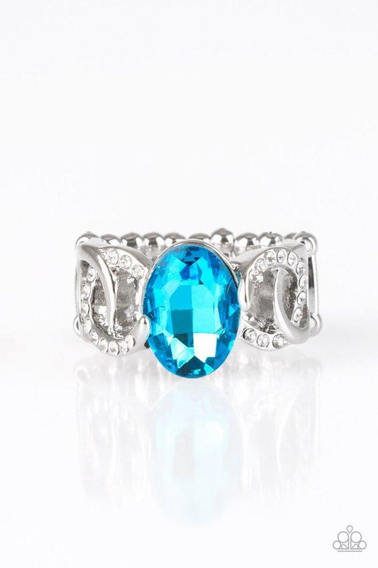 Anillo Paparazzi ~ Bling supremo - Azul