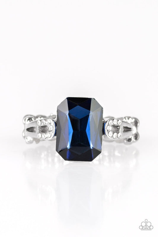 Paparazzi Ring ~ Feast Your Eyes - Blue