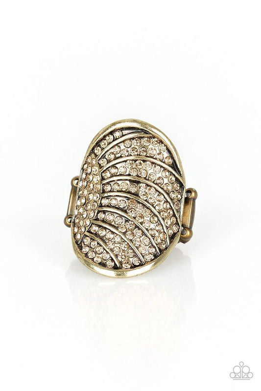 Paparazzi Ring ~ Dazzle Daze - Brass