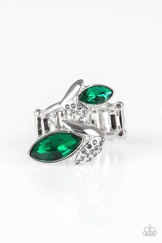 Anillo Paparazzi ~ Follaje impecable - Verde