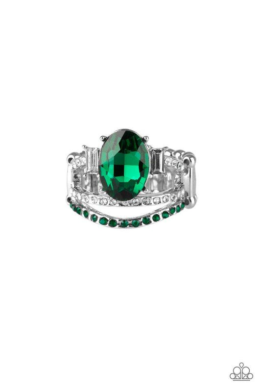 Anillo Paparazzi ~ Brillo espectacular - Verde