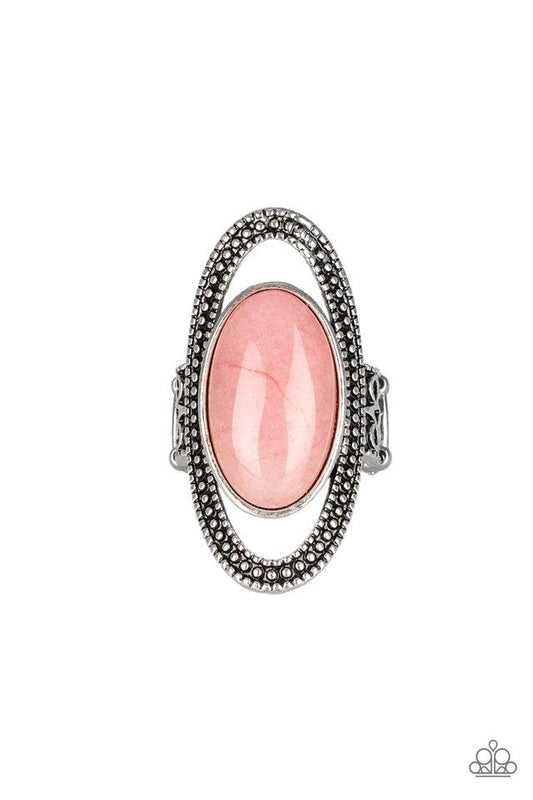 Paparazzi Ring ~ Western Royalty - Pink