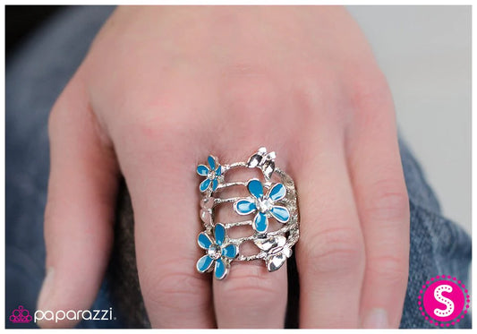 Anillo Paparazzi ~ Exquisitamente sencillo - Azul