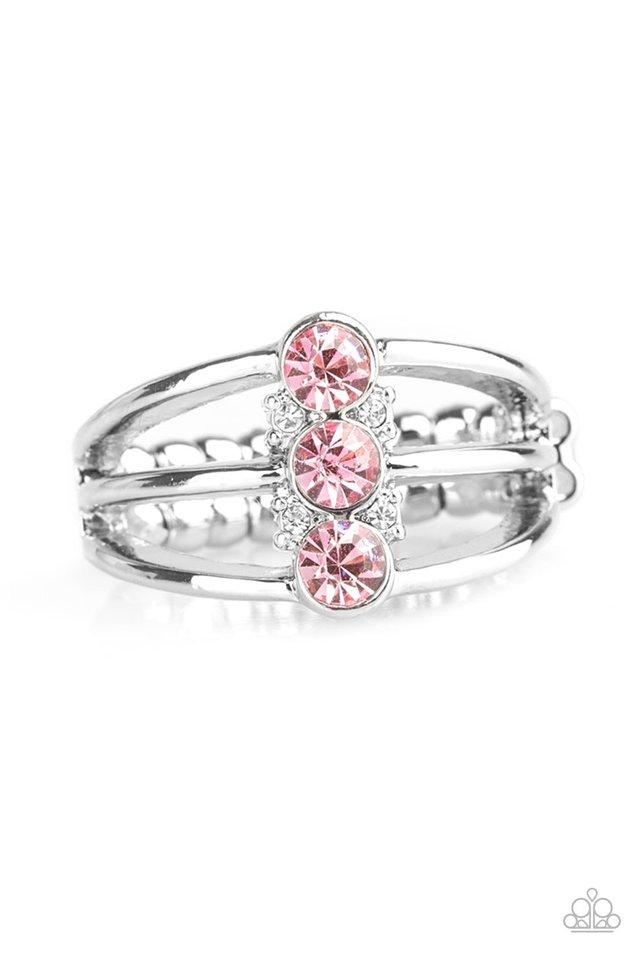 Anillo Paparazzi ~ Ganador de la Triple Corona - Rosa