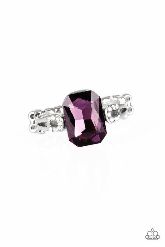 Paparazzi Ring ~ Feast Your Eyes - Purple