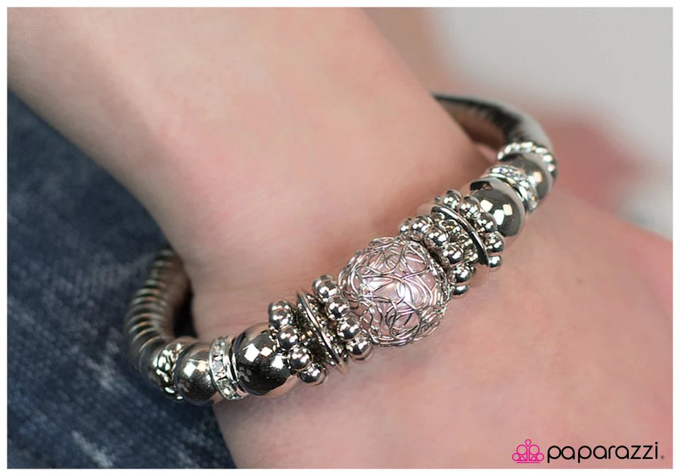 Paparazzi Bracelet ~ Let Your Guard Down - Pink