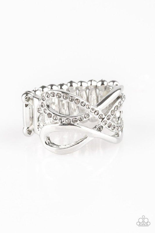 Paparazzi Ring ~ Infinite Illumination - Silver