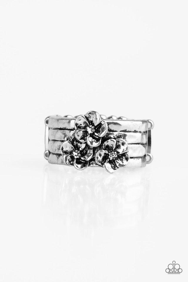 Paparazzi Ring ~ This ISLAND Is Your ISLAND - Silver