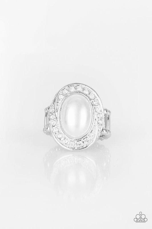 Paparazzi Ring ~ The ROYALE Treatment - White