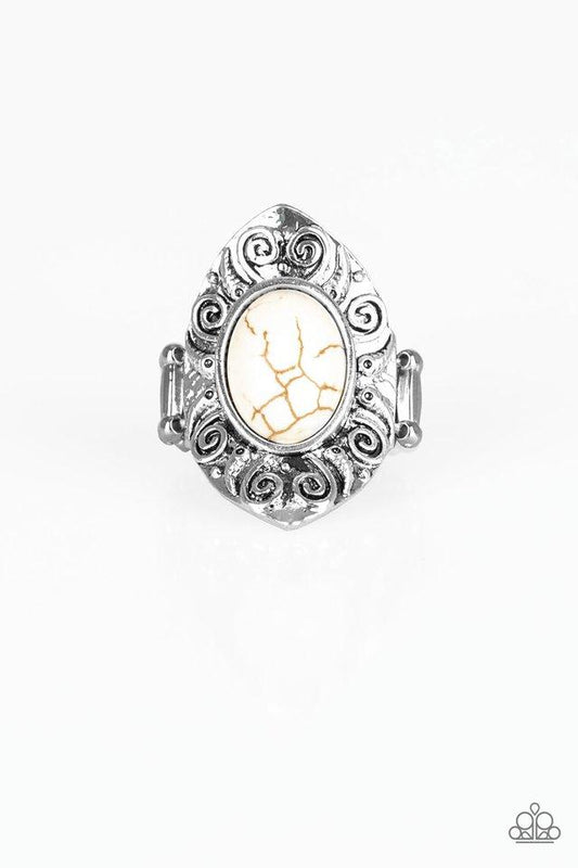 Anillo Paparazzi ~ Mega Madre Naturaleza - Blanco