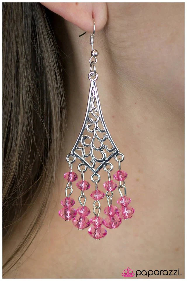 Paparazzi Earring ~ Feeling Flirty - Pink