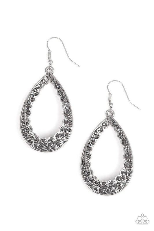 Paparazzi Earring ~ Royal Treatment - Silver