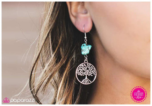 Paparazzi Earring ~ Sitting In A Tree... - Blue