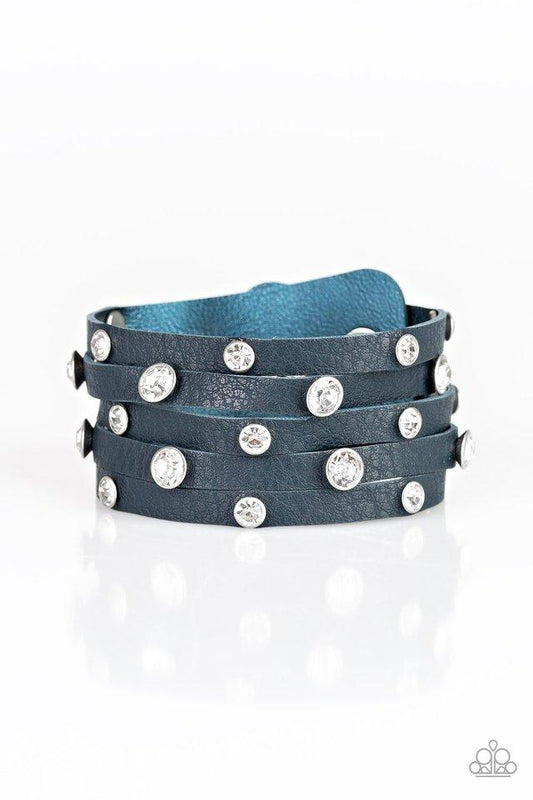 Pulsera Paparazzi ~ Reputación de diamantes de imitación - Azul