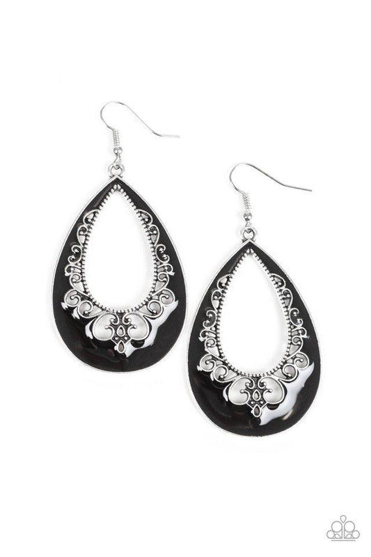 Paparazzi Earring ~ Compliments To The CHIC - Black