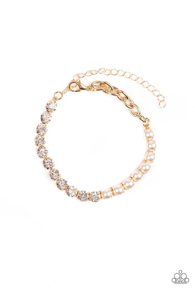 Out Like A SOCIALITE - Gold - Paparazzi Bracelet Image