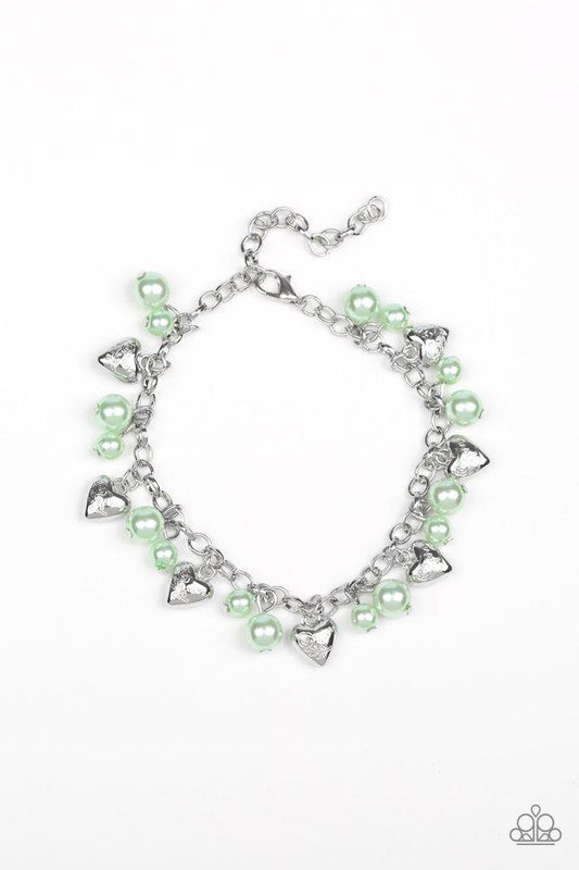 Pulsera Paparazzi ~ Única y de buen corazón - Verde