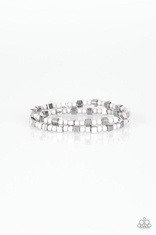 Pulsera Paparazzi ~ Tribalista de moda - Plata