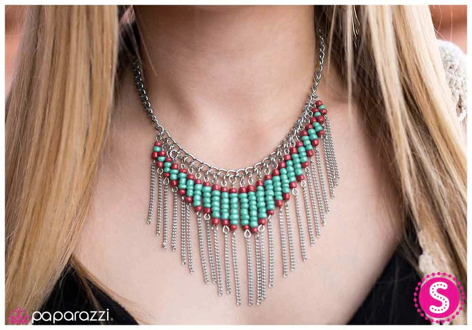 Collar Paparazzi ~ Reina del desierto - Multicolor