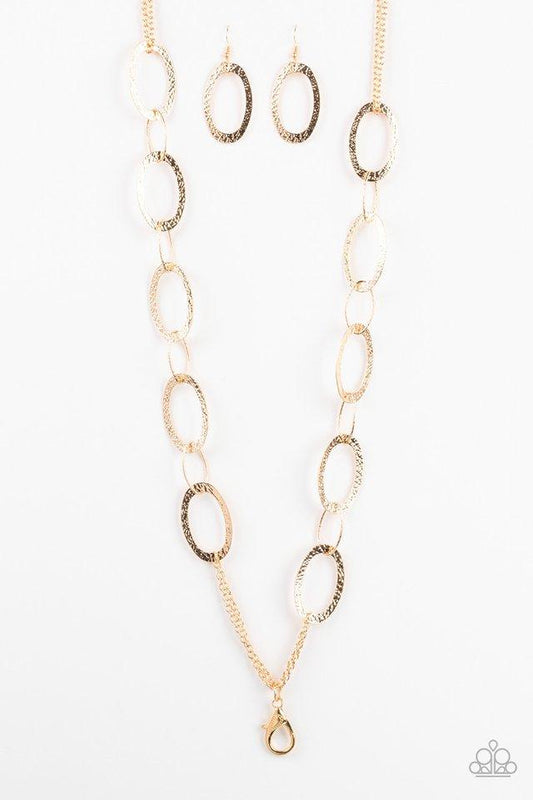 Paparazzi Necklace ~ Glimmer Goals - Gold