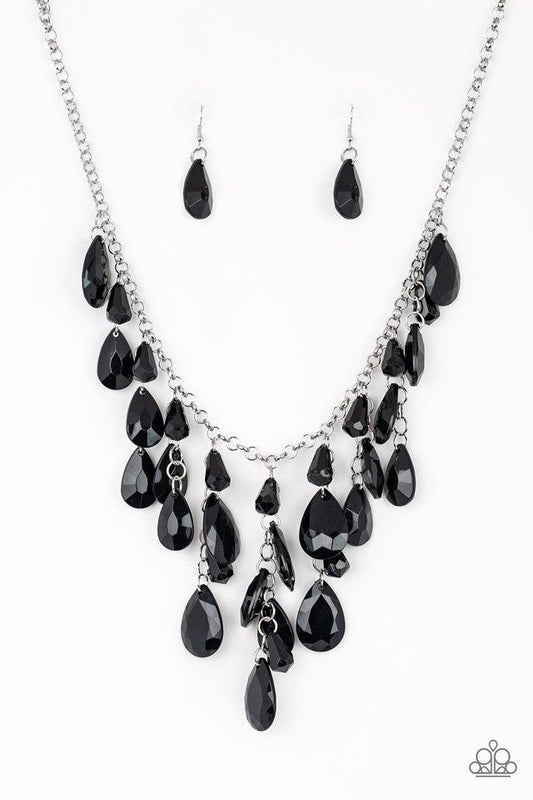 Collar Paparazzi ~ Iridiscencia irresistible - Negro