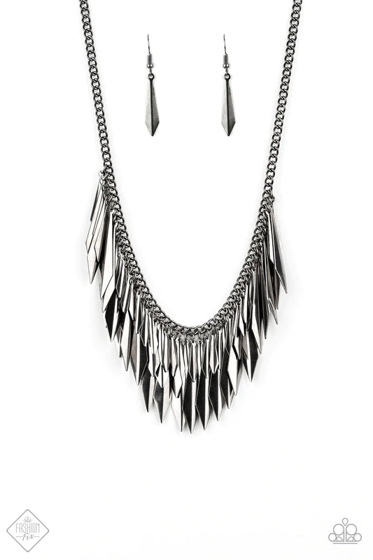 Paparazzi Necklace ~ The Thrill-Seeker  - Black