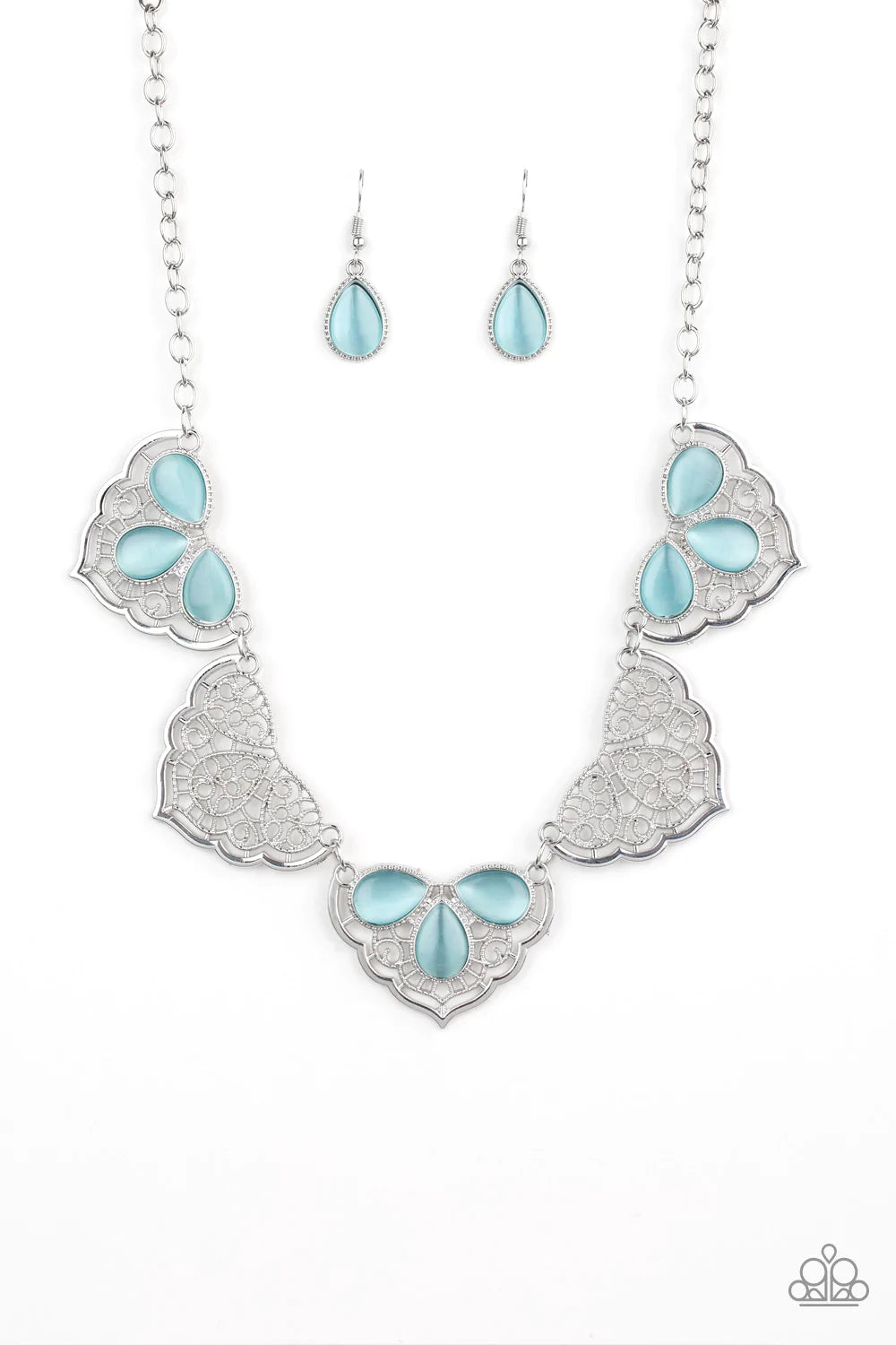 Paparazzi Necklace ~ East Coast Essence - Blue