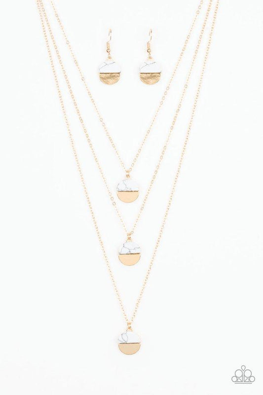 Collar Paparazzi ~ Reconstrucción rural - Oro