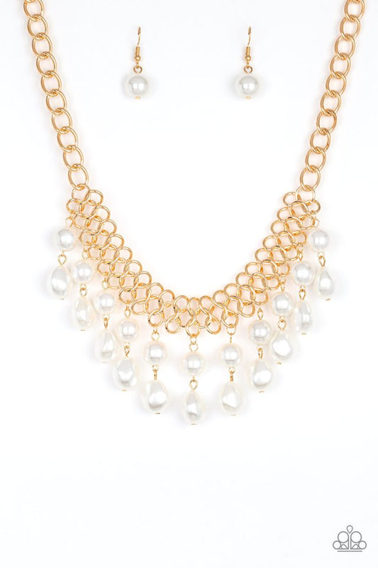 5th Avenue Fleek - Gold - Paparazzi Necklace Image