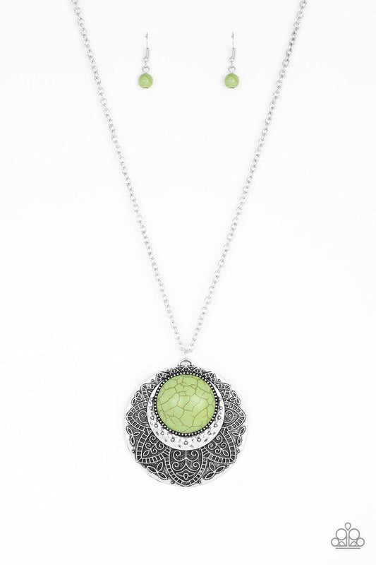 Paparazzi Necklace ~ Medallion Meadow - Green