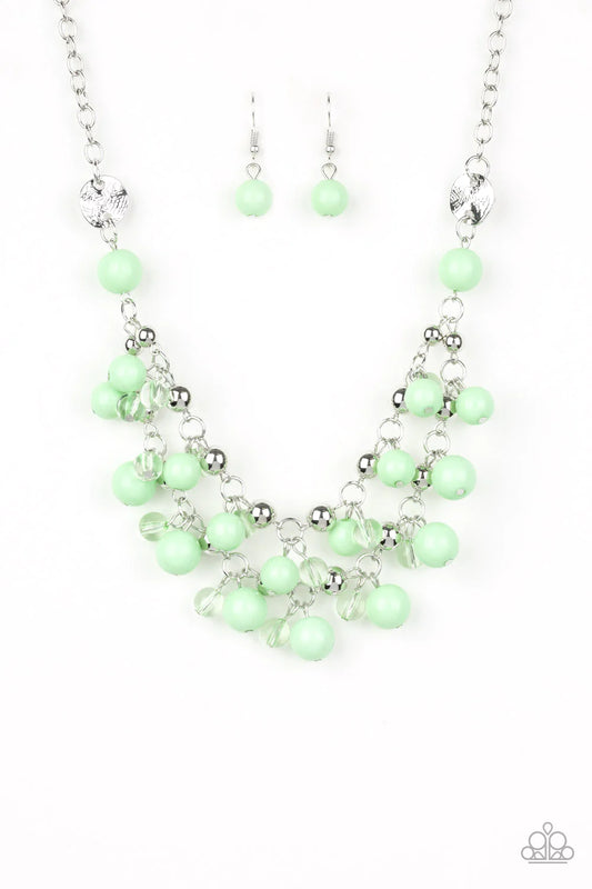 Collar Paparazzi ~ Fiesta junto al mar - Verde