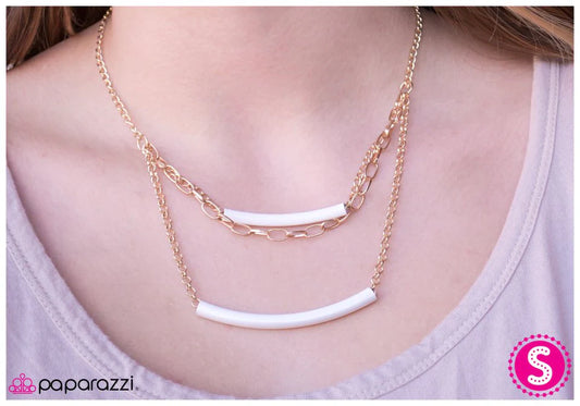 Paparazzi Necklace ~ In the Swing of Things - White