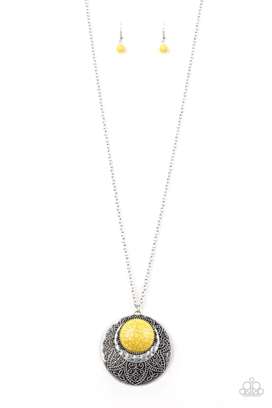 Paparazzi Necklace ~ Medallion Meadow - Yellow