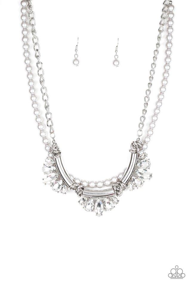 Paparazzi Necklace ~ Bow Before The Queen - Silver