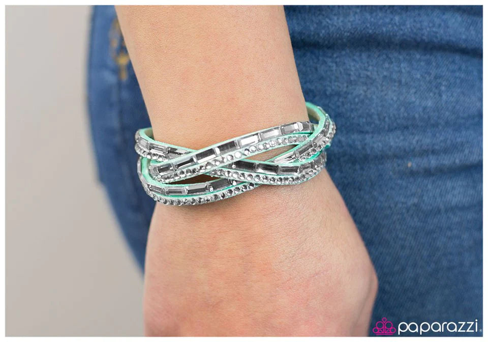 Paparazzi Bracelet ~ The Wow Factor - Green