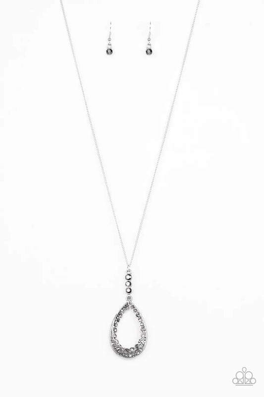 Paparazzi Necklace ~ Red Carpet Royal - Silver