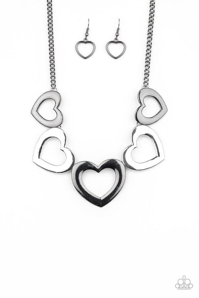 Collar Paparazzi ~ Corazones Hearty - Multi