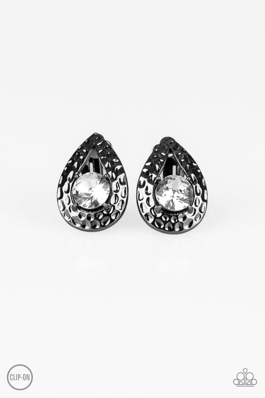 Elite Edge - Black - Paparazzi Earring Image