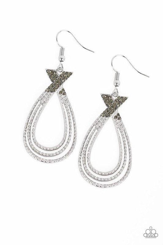 Paparazzi Earring ~ Fair FAME - Silver