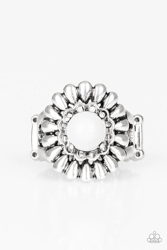 Poppy Pep - White - Paparazzi Ring Image