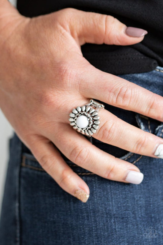 Poppy Pep - White - Paparazzi Ring Image