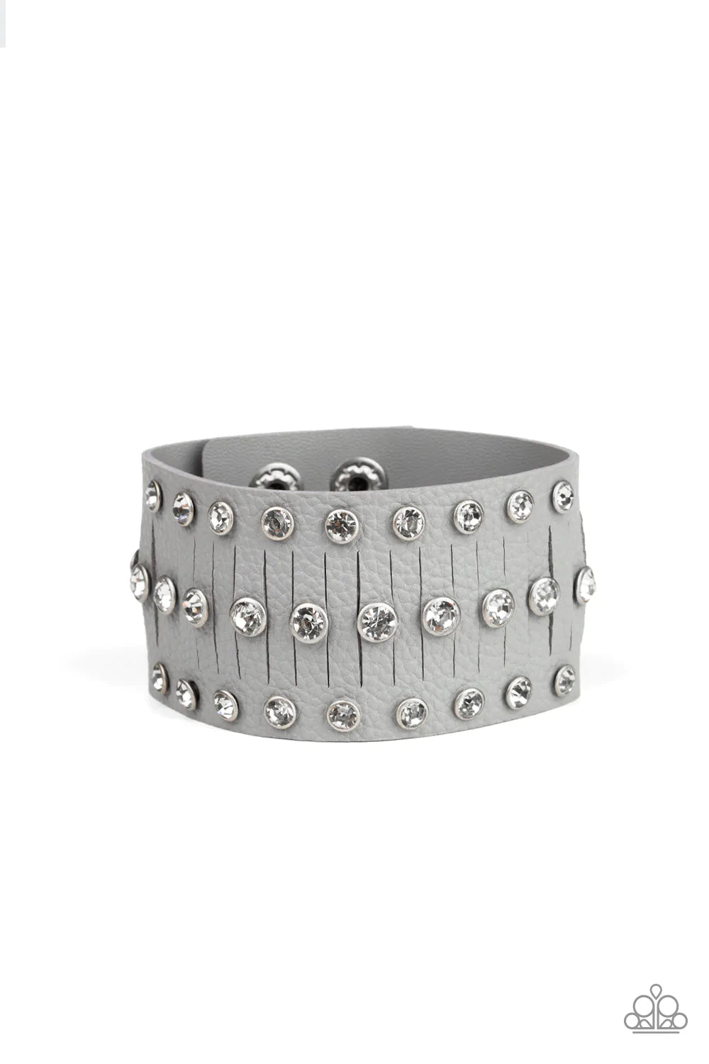 Paparazzi Bracelet ~ Now Taking The Stage - Silver