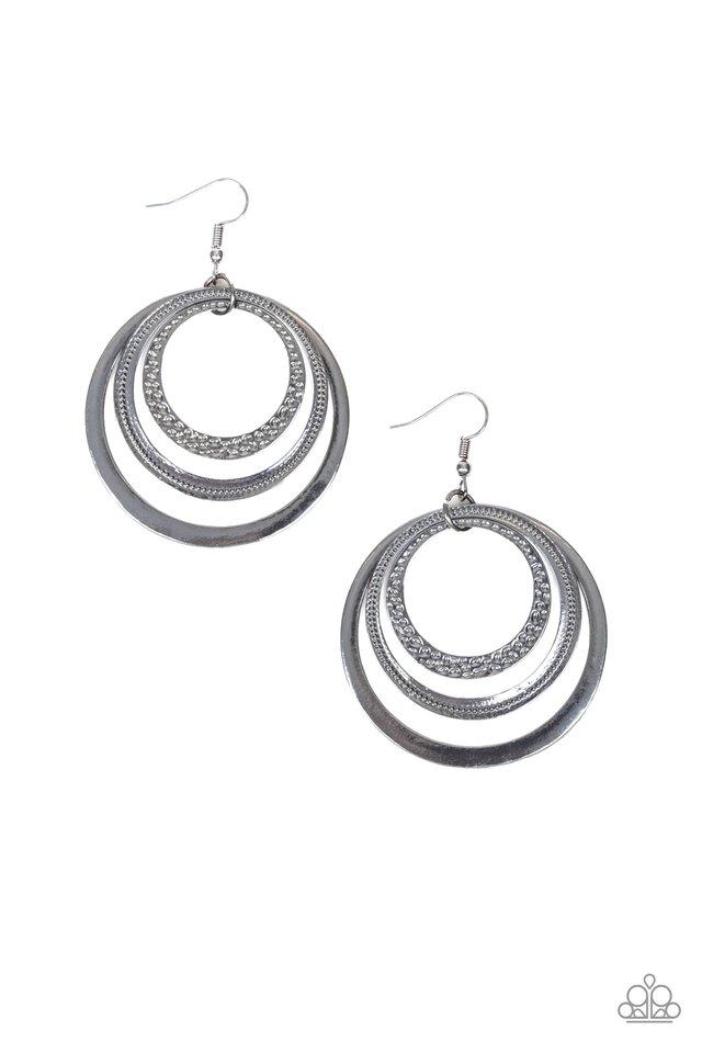 Paparazzi Earring ~ Tempting Texture - Black