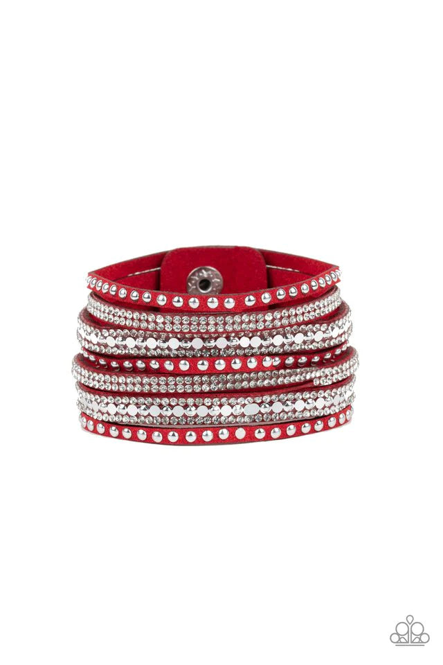 Pulsera Paparazzi ~ Todo ajetreo y laca para el cabello - Rojo