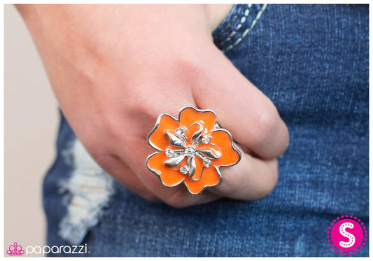 Anillo Paparazzi ~ Ahead Of The Curve - Naranja