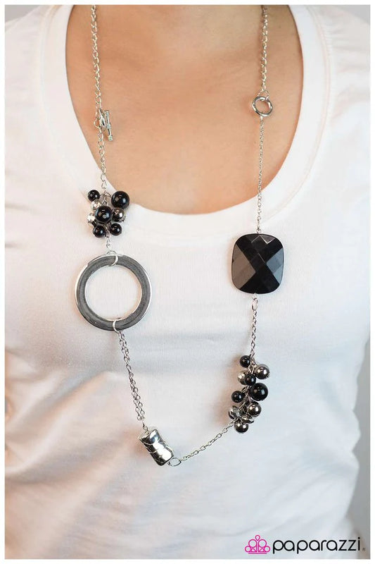 Paparazzi Necklace ~ I Cannot Deny - Black