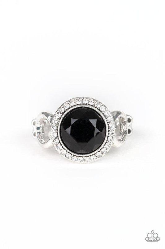 Paparazzi Ring ~ Its Gonna GLOW! - Black