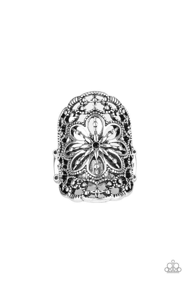 Paparazzi Ring ~ Majestic Mandala - Black