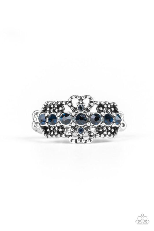 Paparazzi Ring ~ GLOW Your Mind - Blue